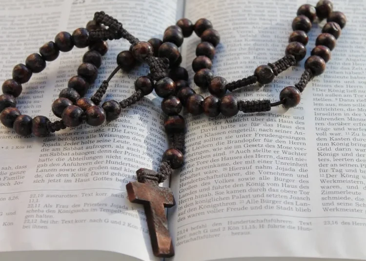 Spiritual Meaning of a Broken Rosary