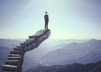 Discover the Spiritual Meaning of Stairs in Your Dreams